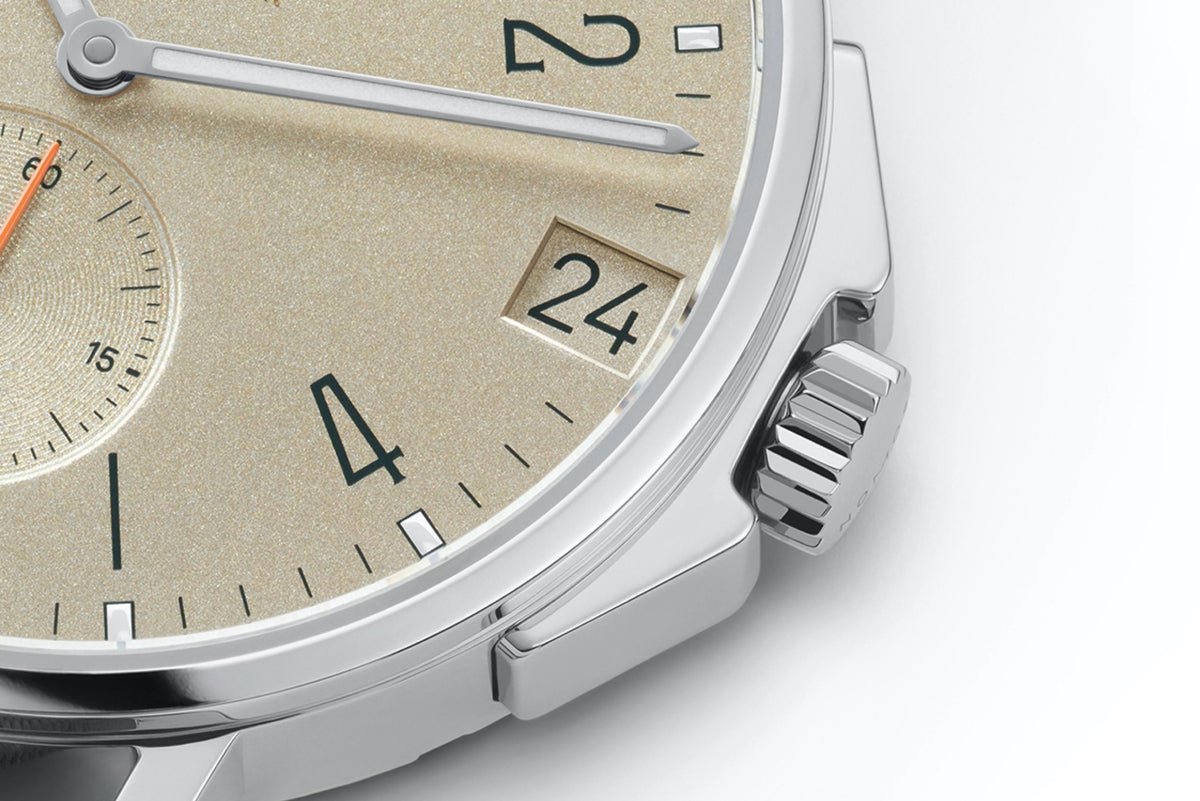 NOMOS Ahoi neomatik 38 date sand — ref. 517