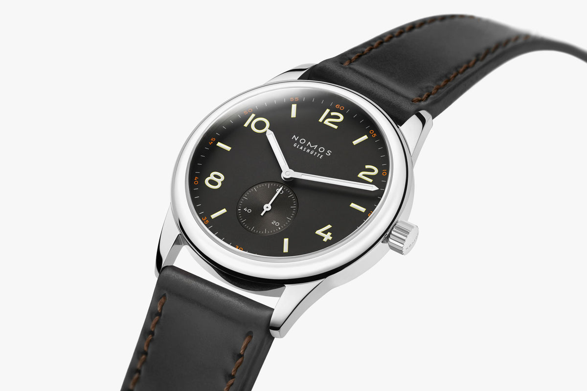 NOMOS Club 38 ruthenium — ref. 770.GB
