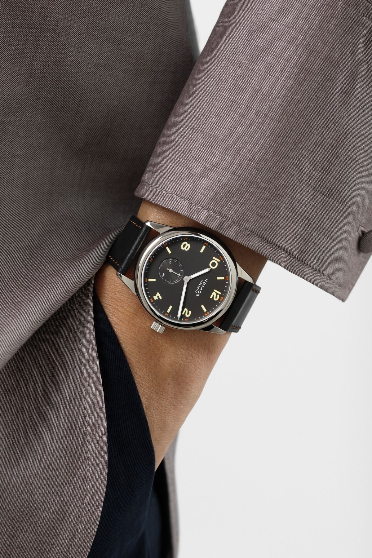 NOMOS Club 38 ruthenium — ref. 770.GB