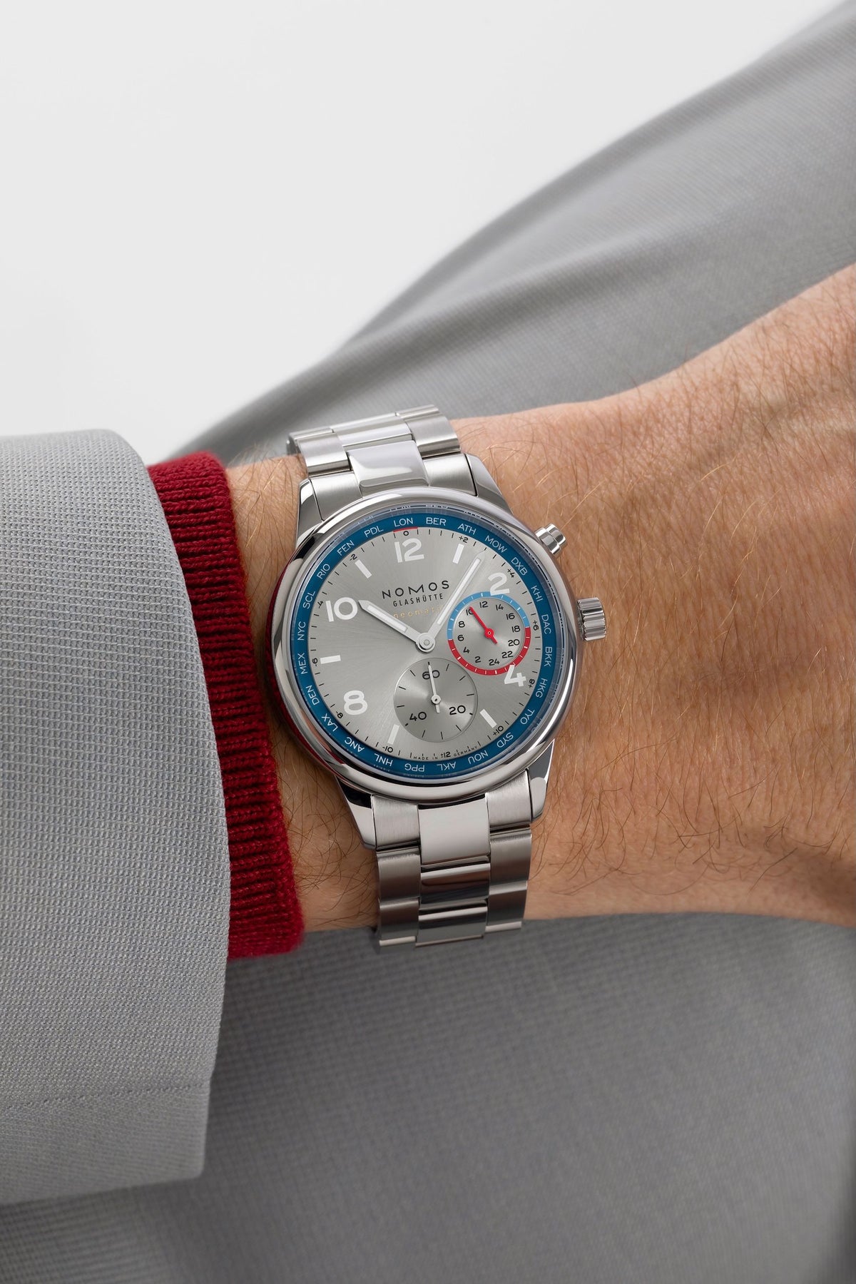 NOMOS Club Sport neomatik Worldtimer silver — ref. 791.SB