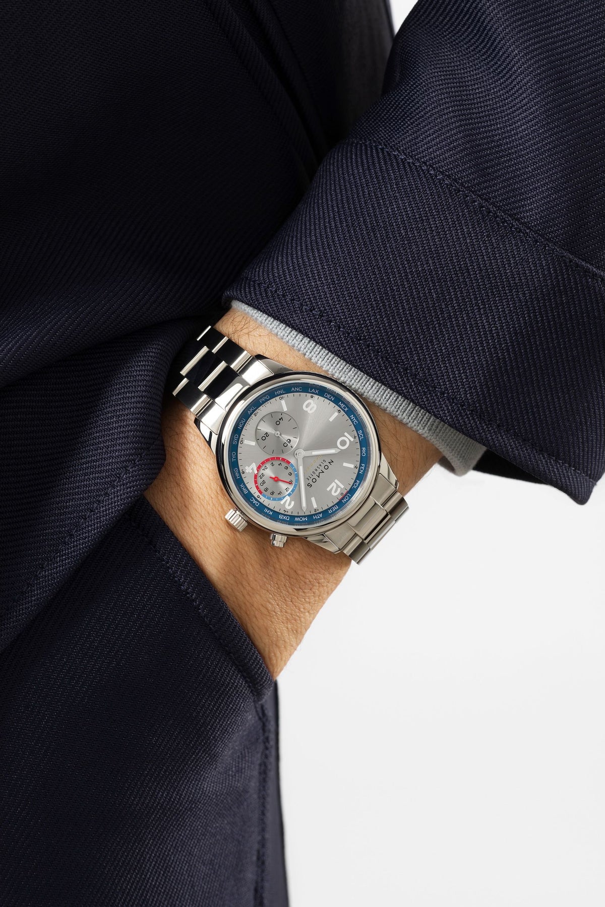 NOMOS Club Sport neomatik Worldtimer silver — ref. 791