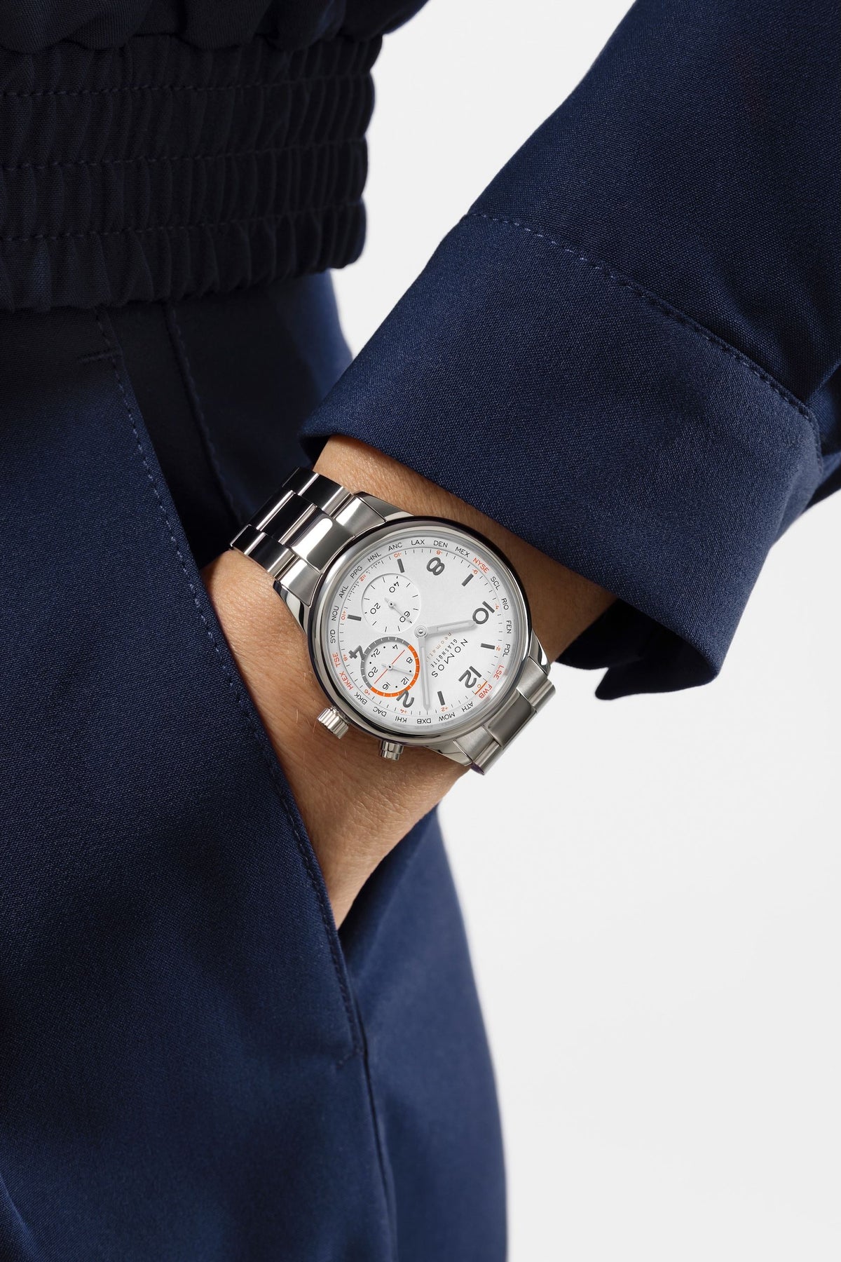NOMOS Club Sport neomatik Worldtimer – Edition Handelsblatt — ref. 792.S1