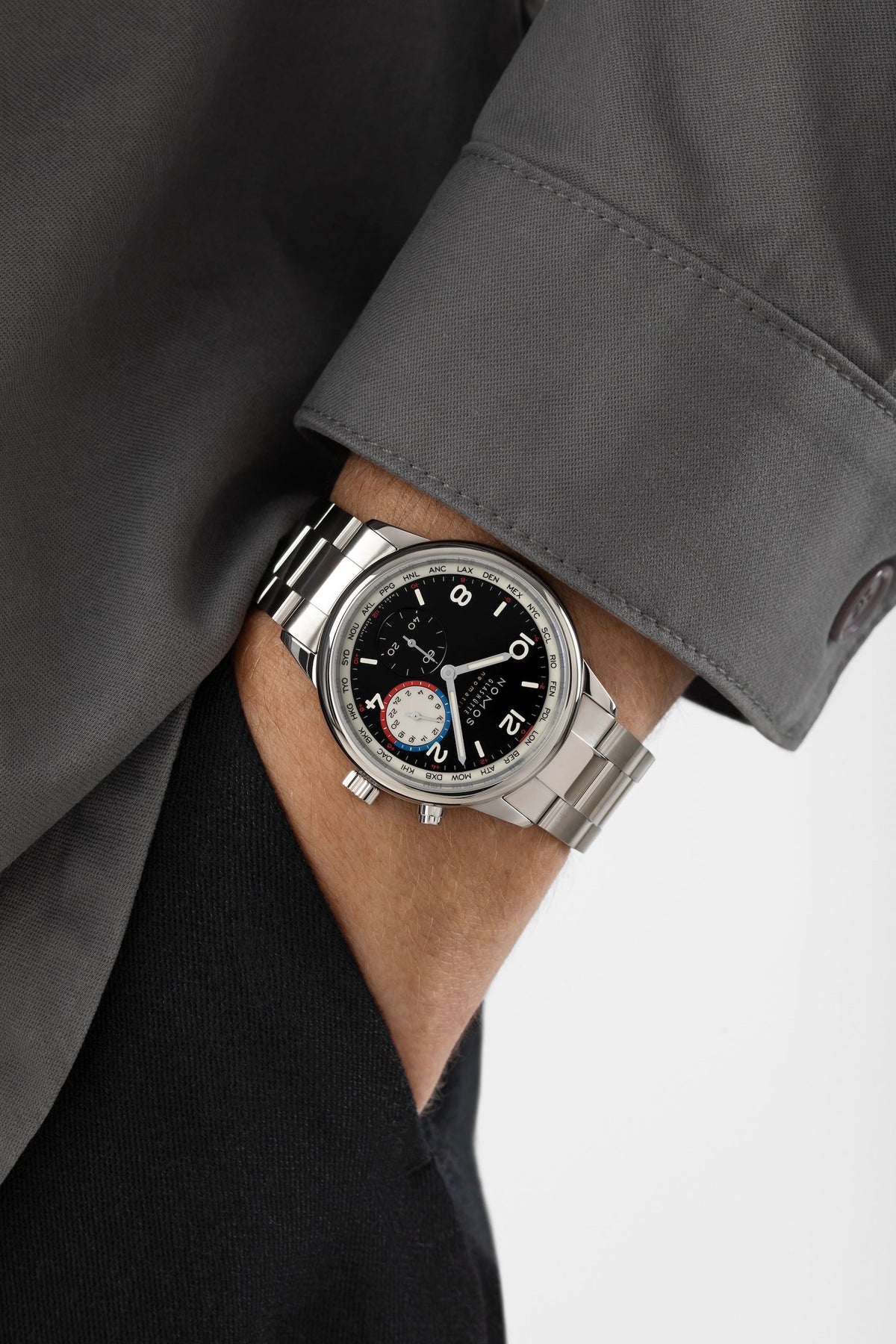 NOMOS Club Sport neomatik Worldtimer dark — ref. 793.SB