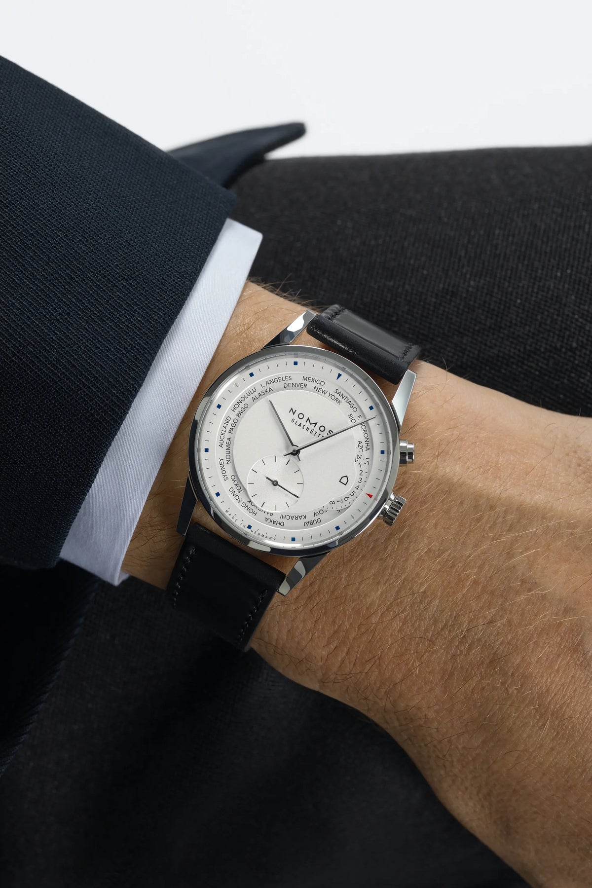 NOMOS Zürich Worldtimer 805