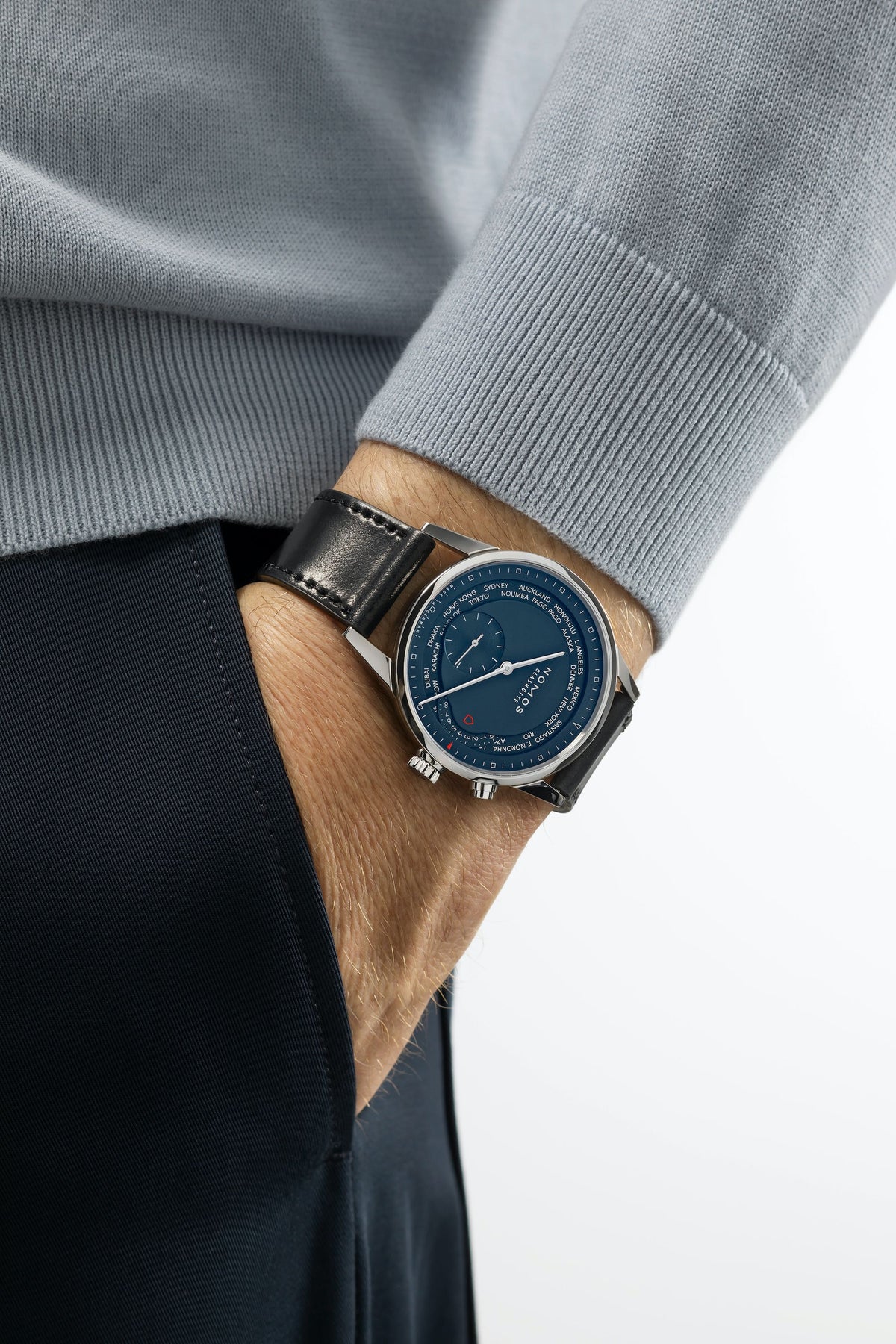 NOMOS Zürich Worldtimer midnight blue — ref. 807
