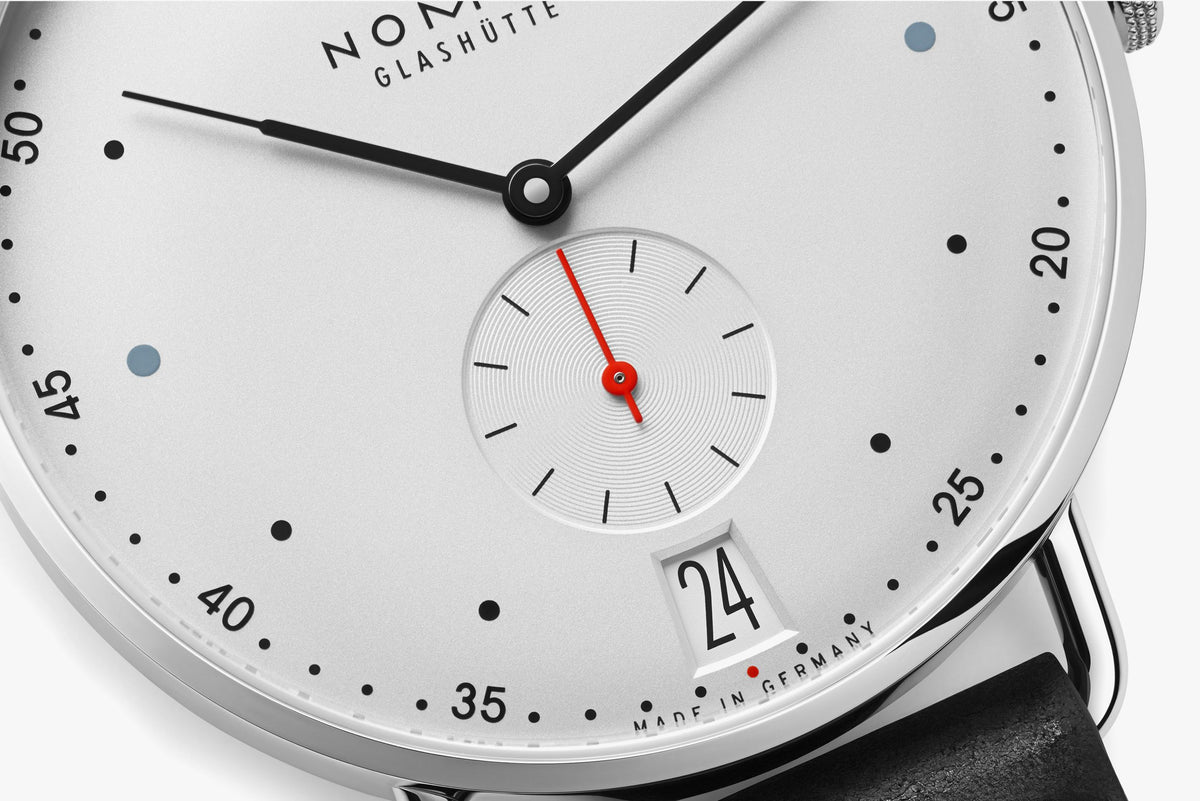 NOMOS Metro 38 date — ref. 1102