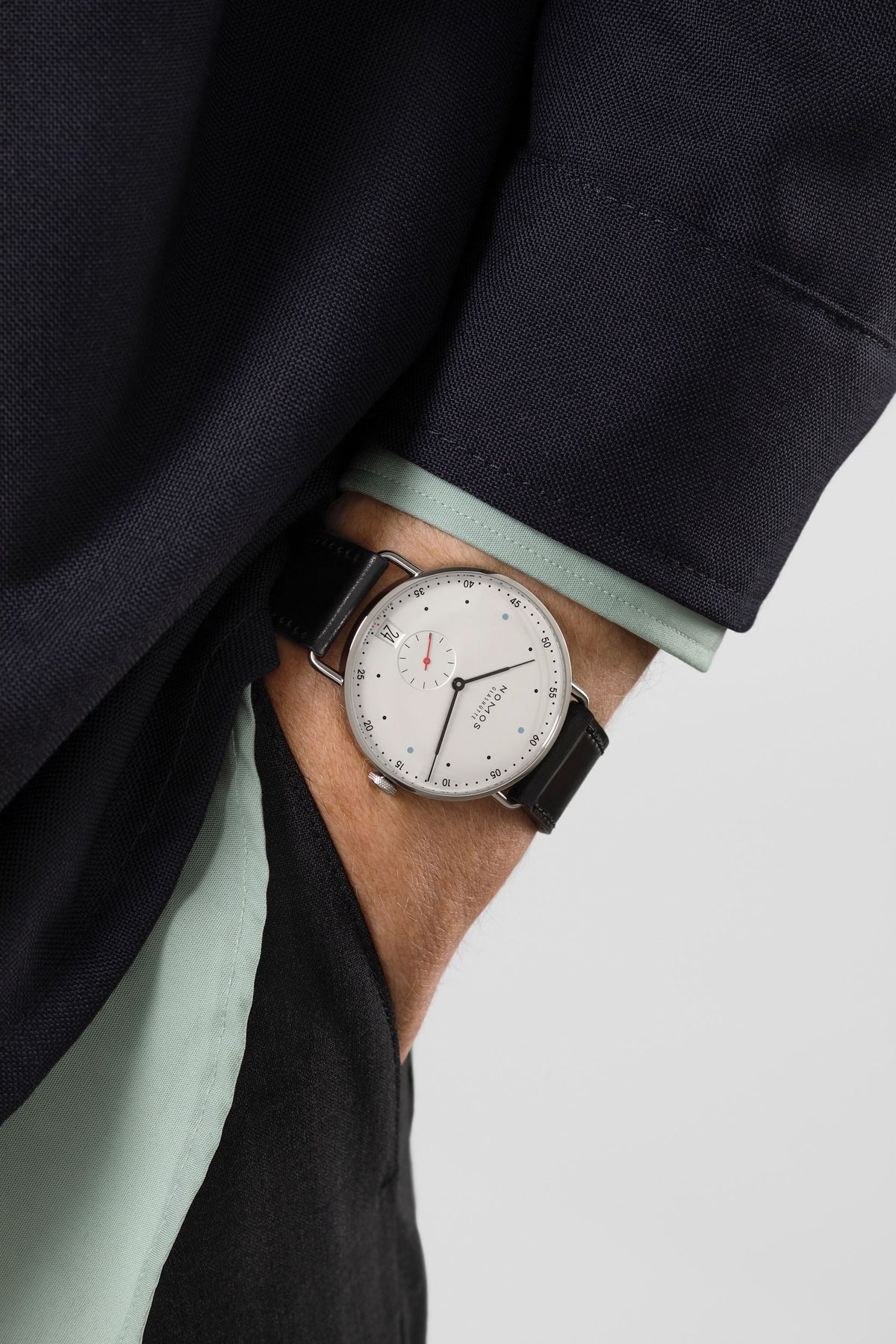 NOMOS Metro 38 date — ref. 1102