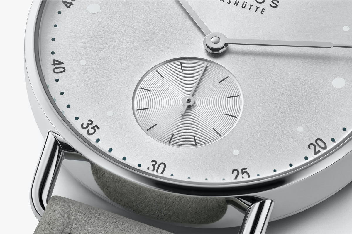 NOMOS Metro 33 all silver — ref. 1122