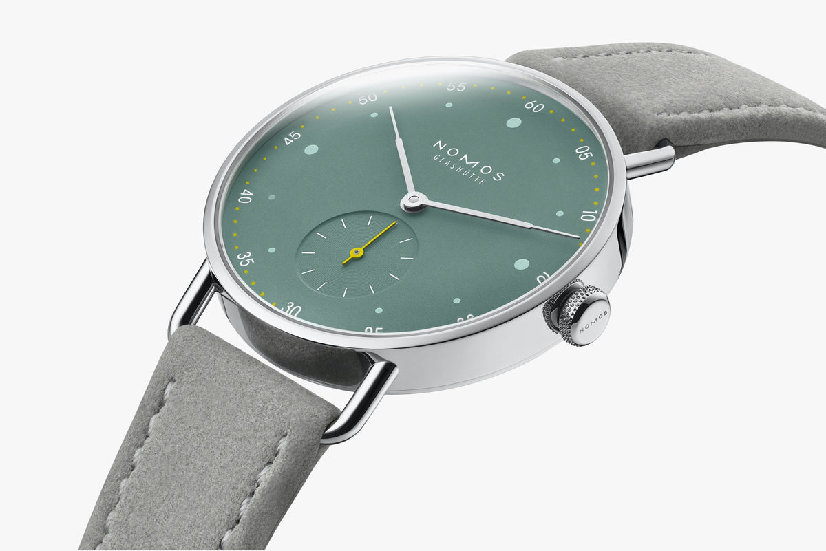 NOMOS Metro 33 sage — ref. 1124.SB