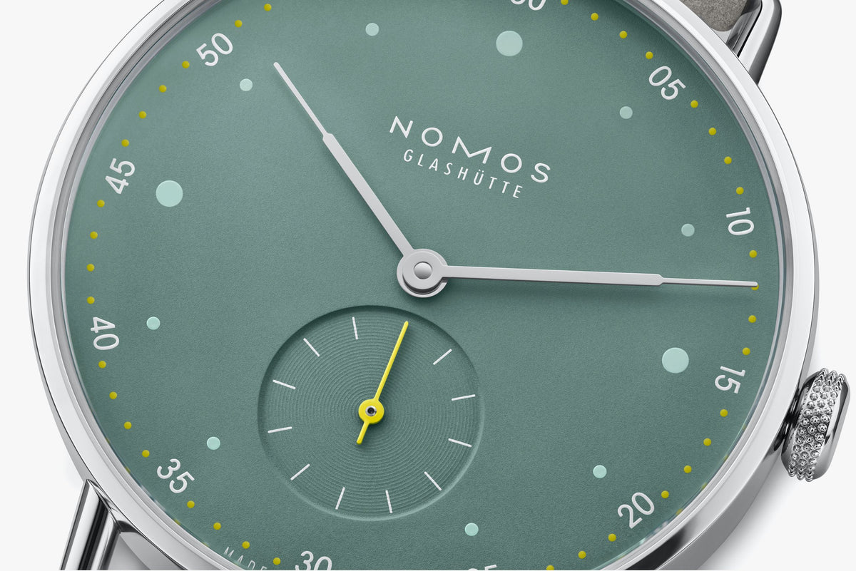 NOMOS Metro 33 sage — ref. 1124