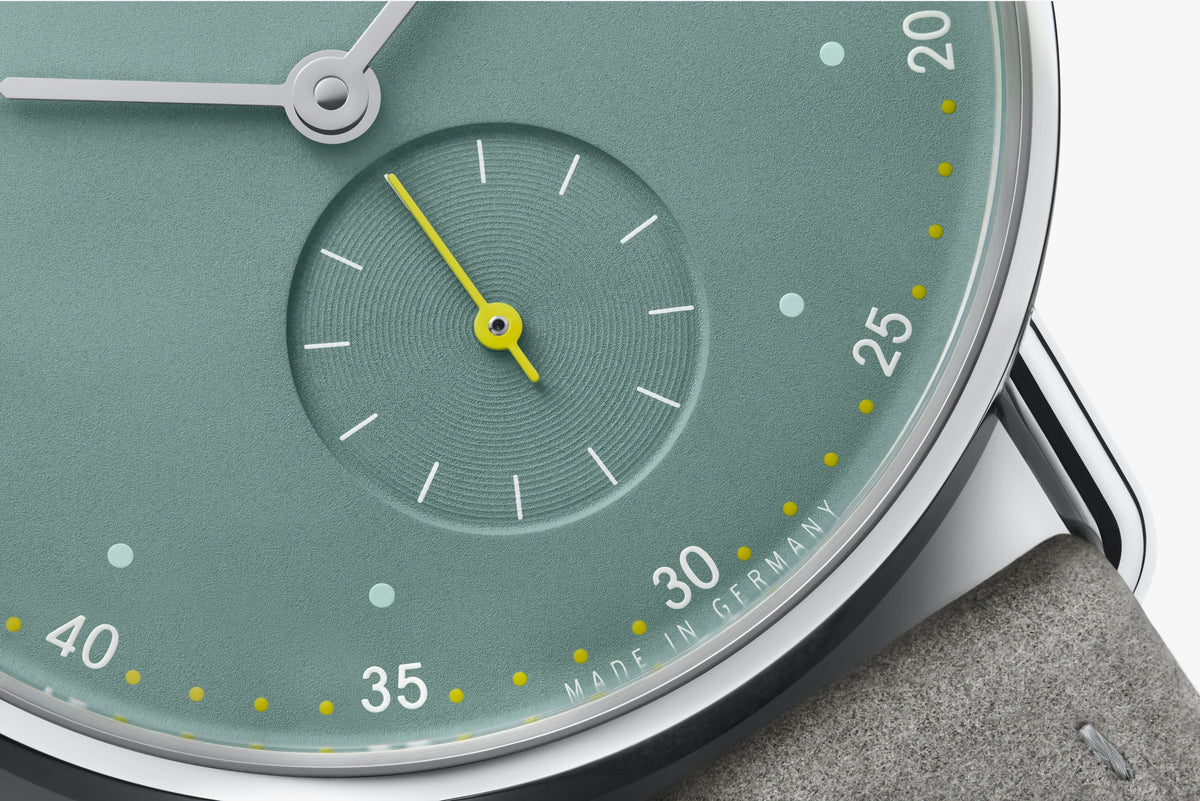 NOMOS Metro 33 sage — ref. 1124