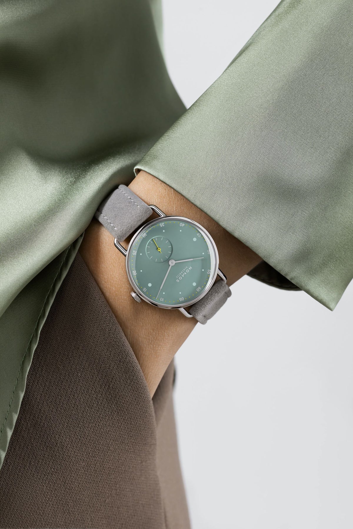 NOMOS Metro 33 sage — ref. 1124