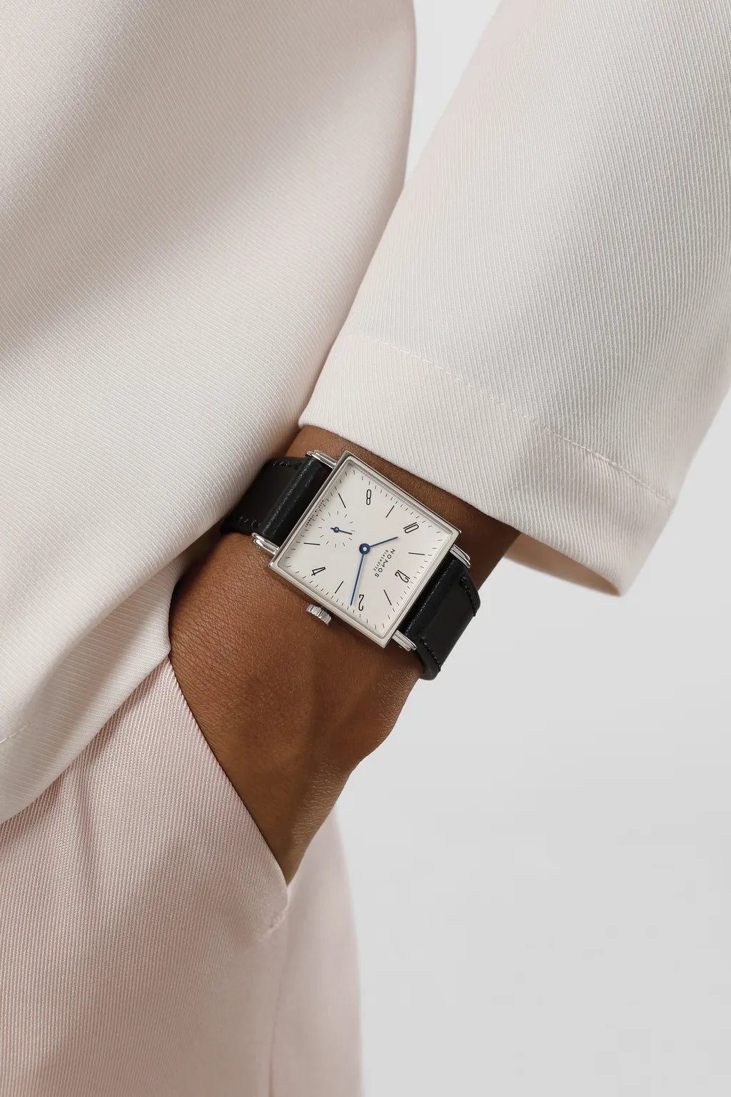 NOMOS Tetra 27 white-4