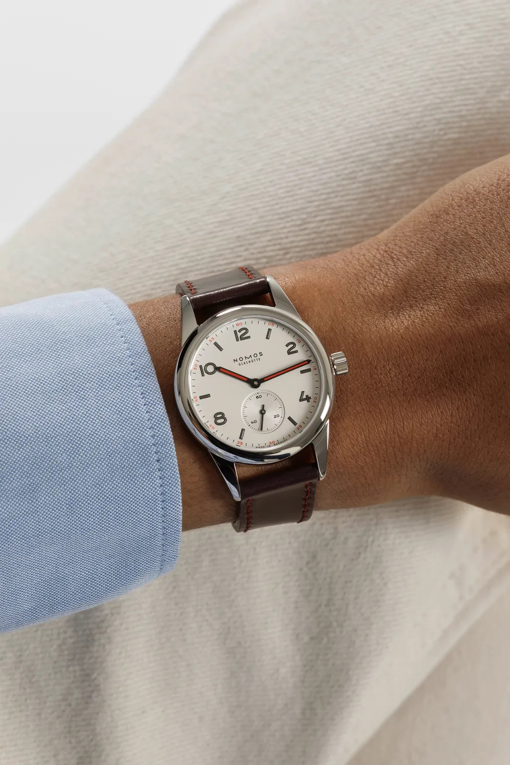 NOMOS Club-4