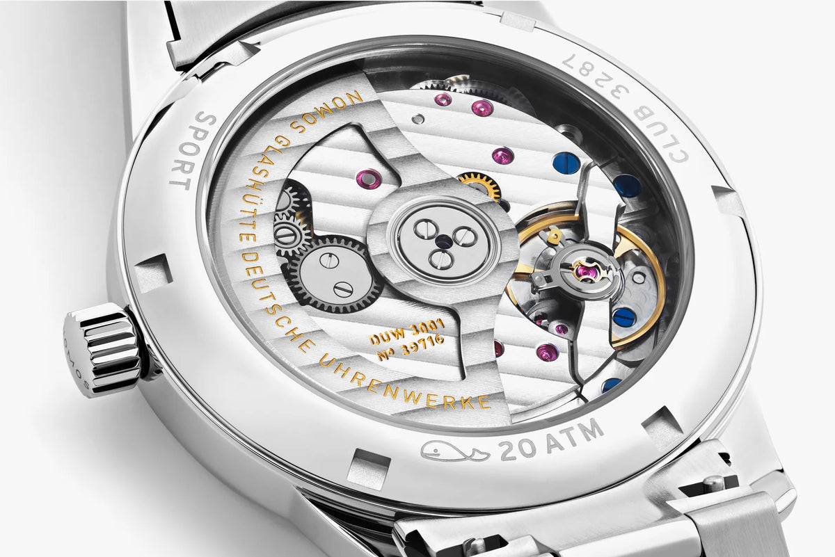 NOMOS Club Sport neomatik polar 750