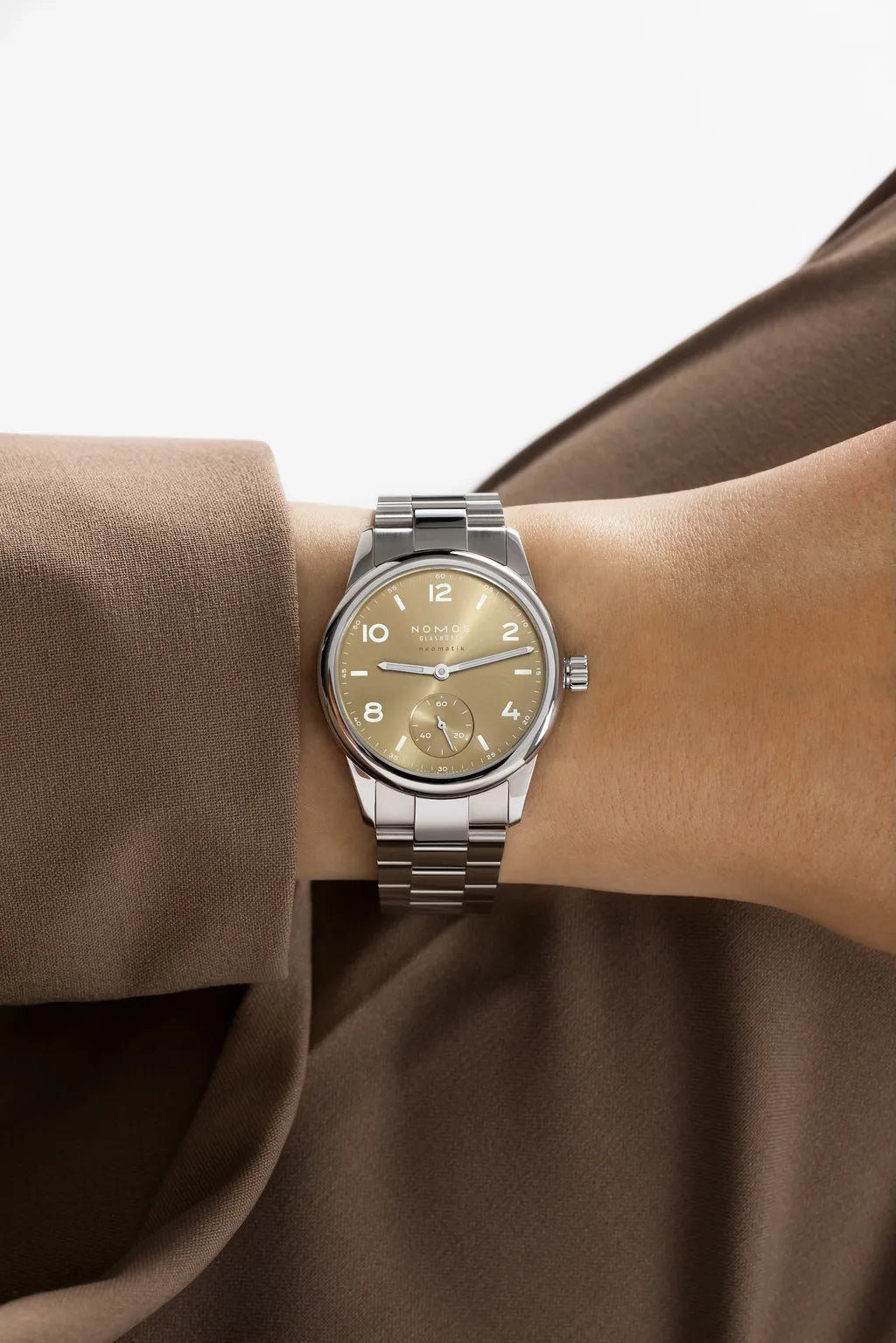 NOMOS  Club Sport neomatik 34 gold-3