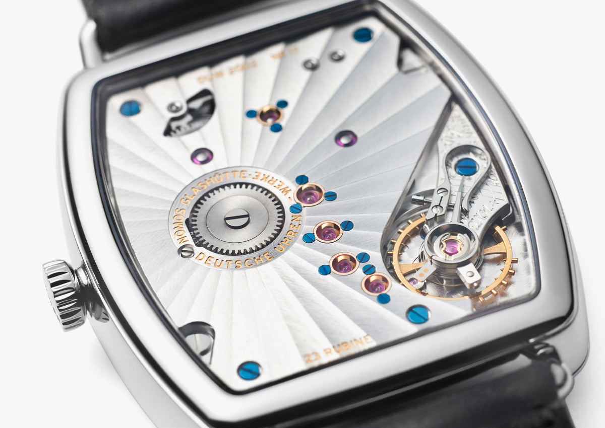 NOMOS Lux white gold light — ref. 921