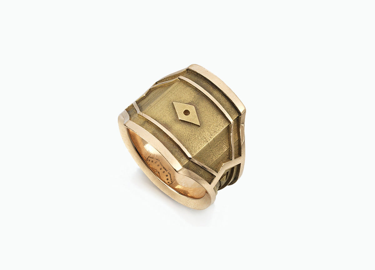 BLACK STAR CIGAR RING