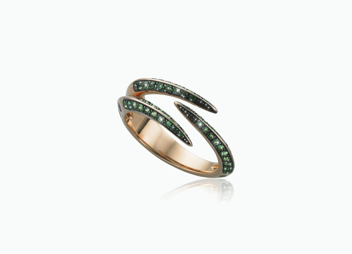 BLACK STAR THREE CLAW RING WITH TSAVORITES