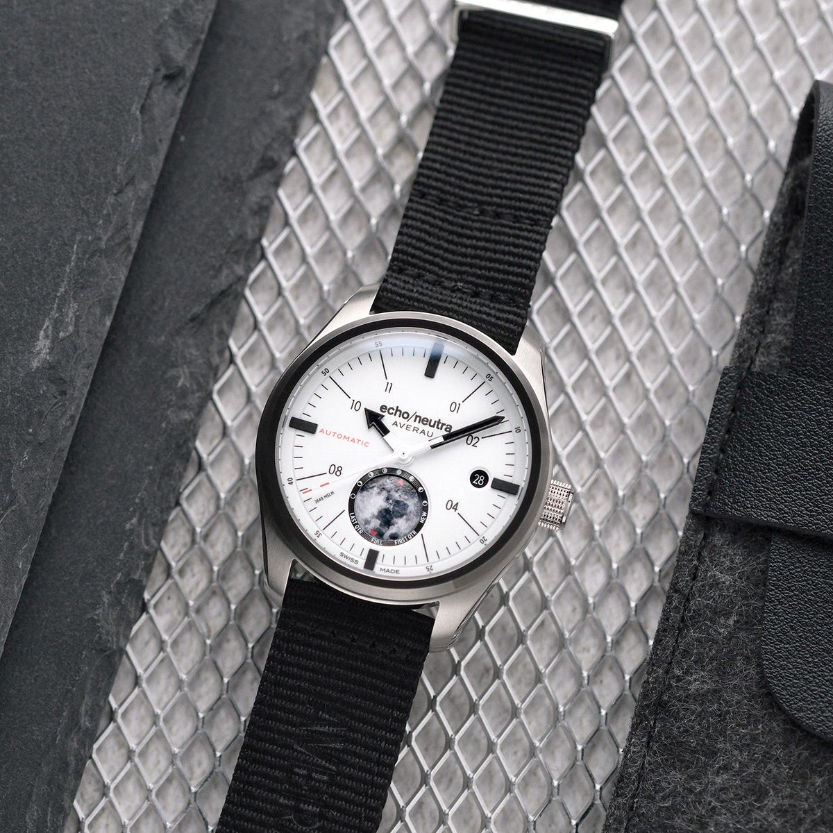 AVERAU 39 Moon phase “Big Moon” White — 5