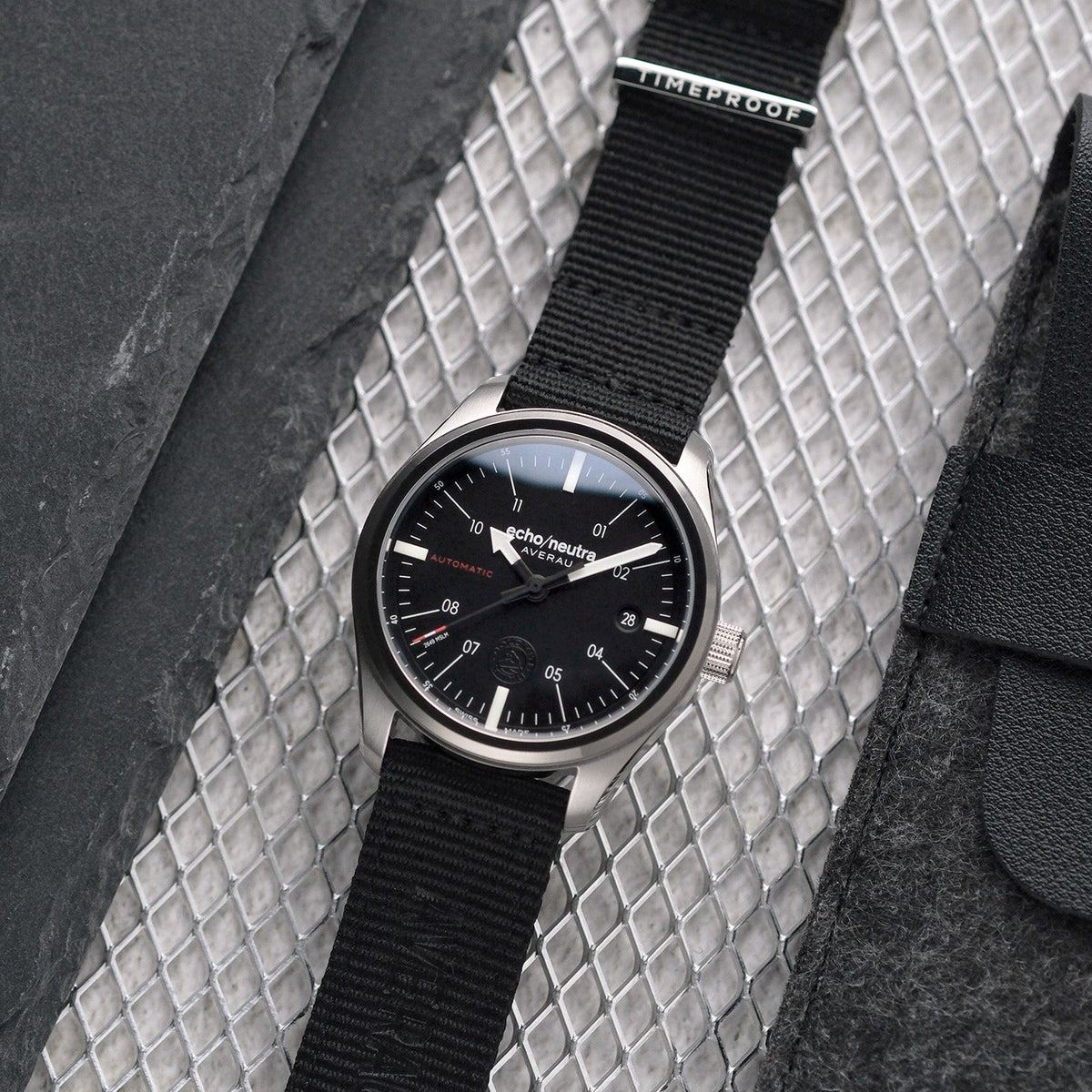 AVERAU 39 3H Black — 5