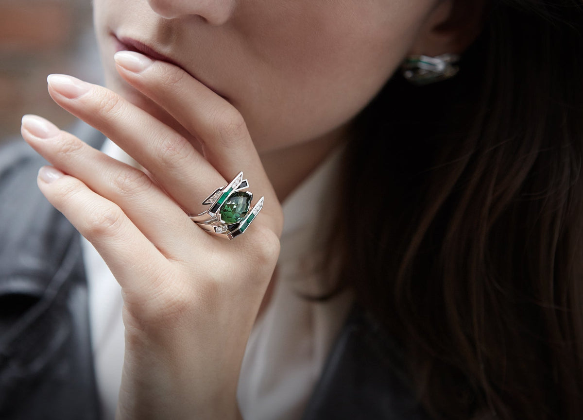 ELECTRIC NIGHT GREEN COCKTAIL RING