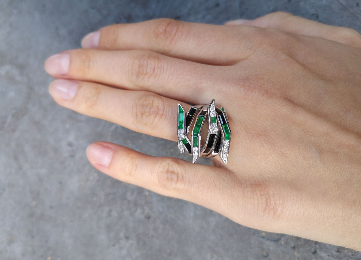 ELECTRIC NIGHT EMERALD BOMBAY RING