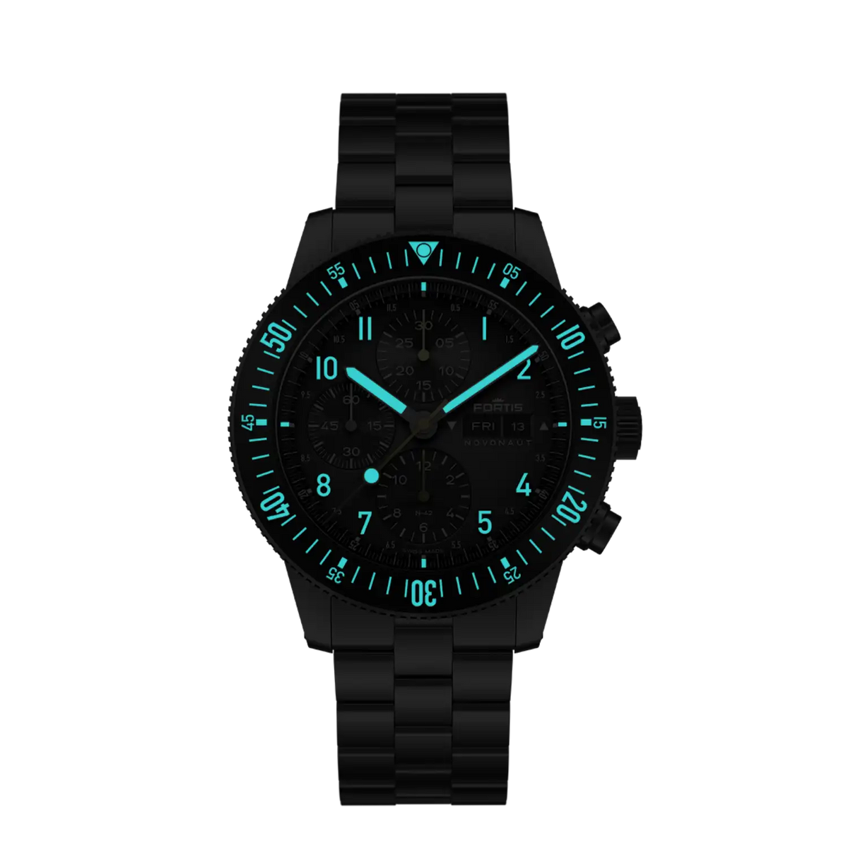 FORTIS Novonaut N-42 Titanium Legacy on Block Bracelet — manufacturer detail 1