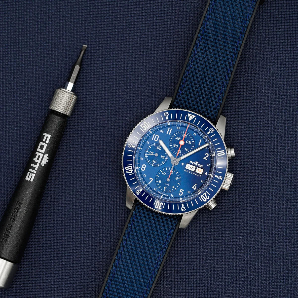 FORTIS Novonaut N-42 Cobalt Blue on Hybrid Strap