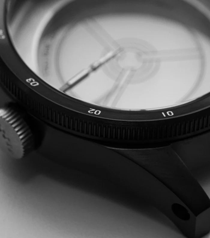 FORTIS Flieger F-41 Werk 7 Mission Black on Hybrid Strap