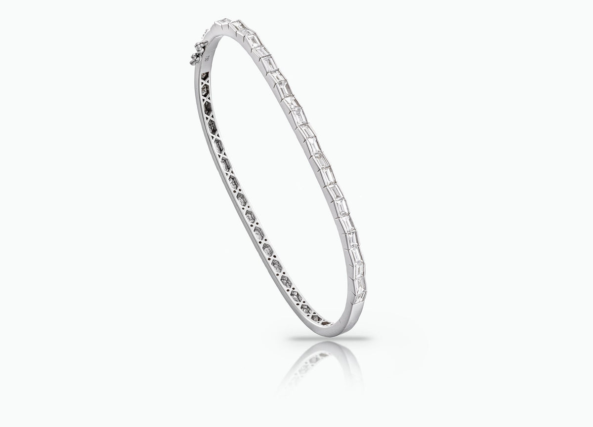 CHEVRONS BANGLE