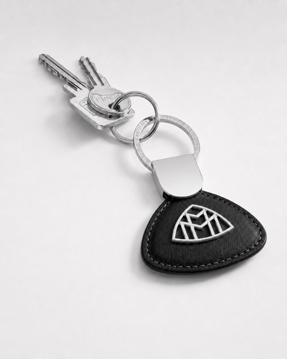 THE RELEASE I Leather keychain