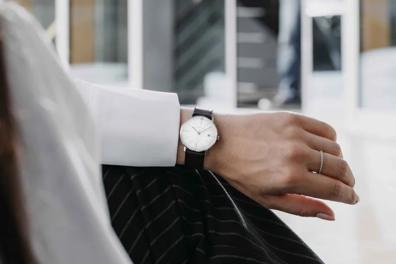 max bill Damen 47/4251.02