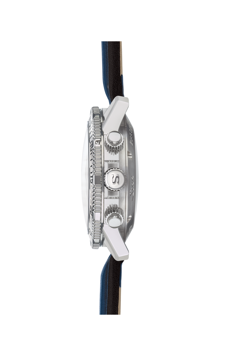 206 ARKTIS II – Right side view