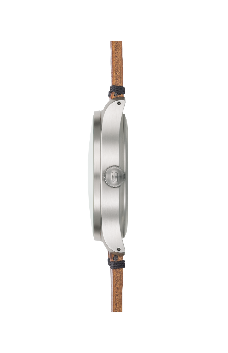 308 Hunting Watch – Right side view