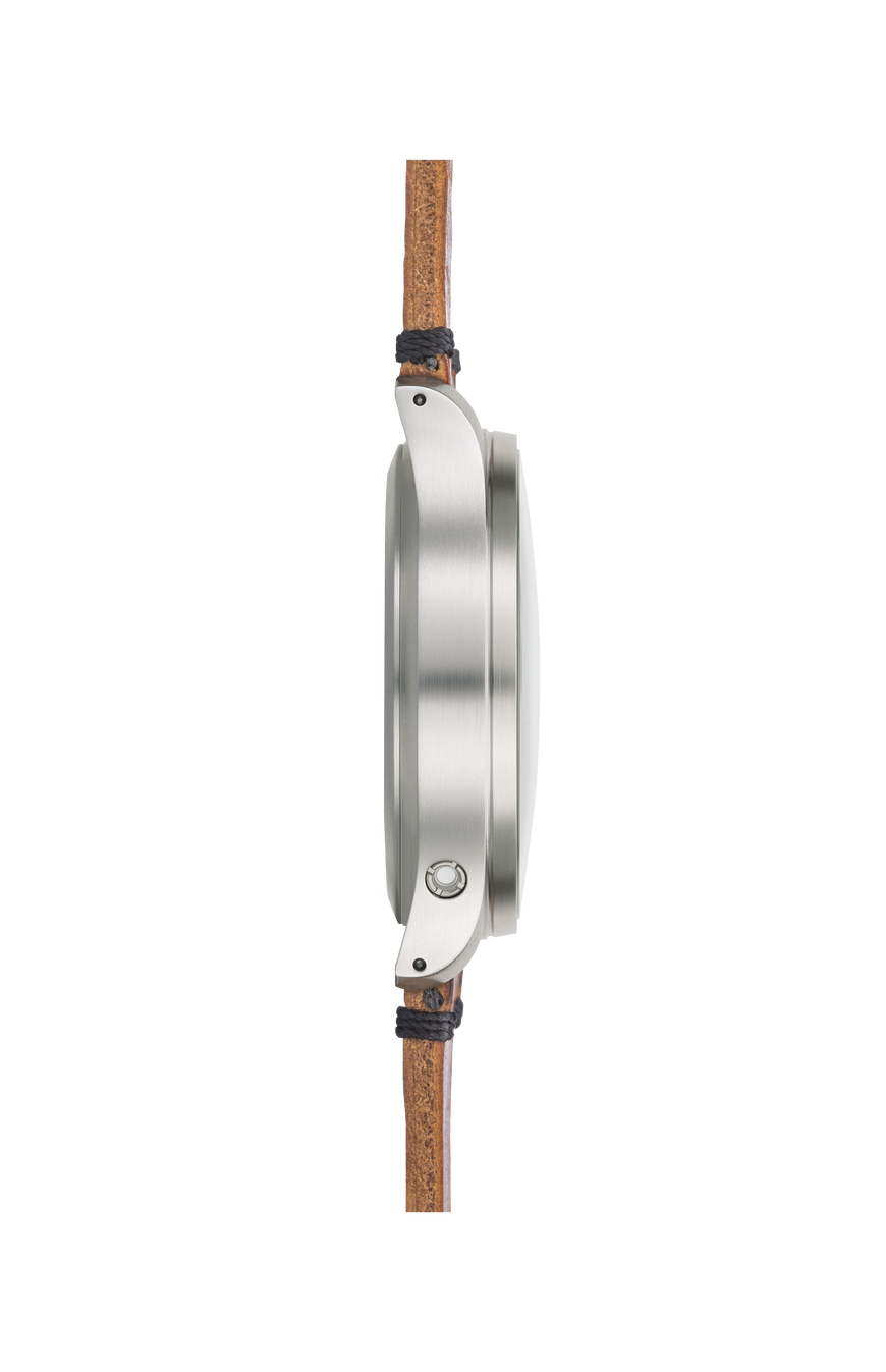 308 Hunting Watch – Left side view