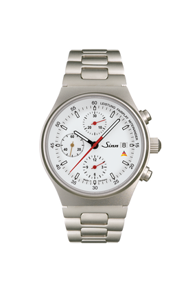 144 St Sa Sporthilfe – Front view with strap