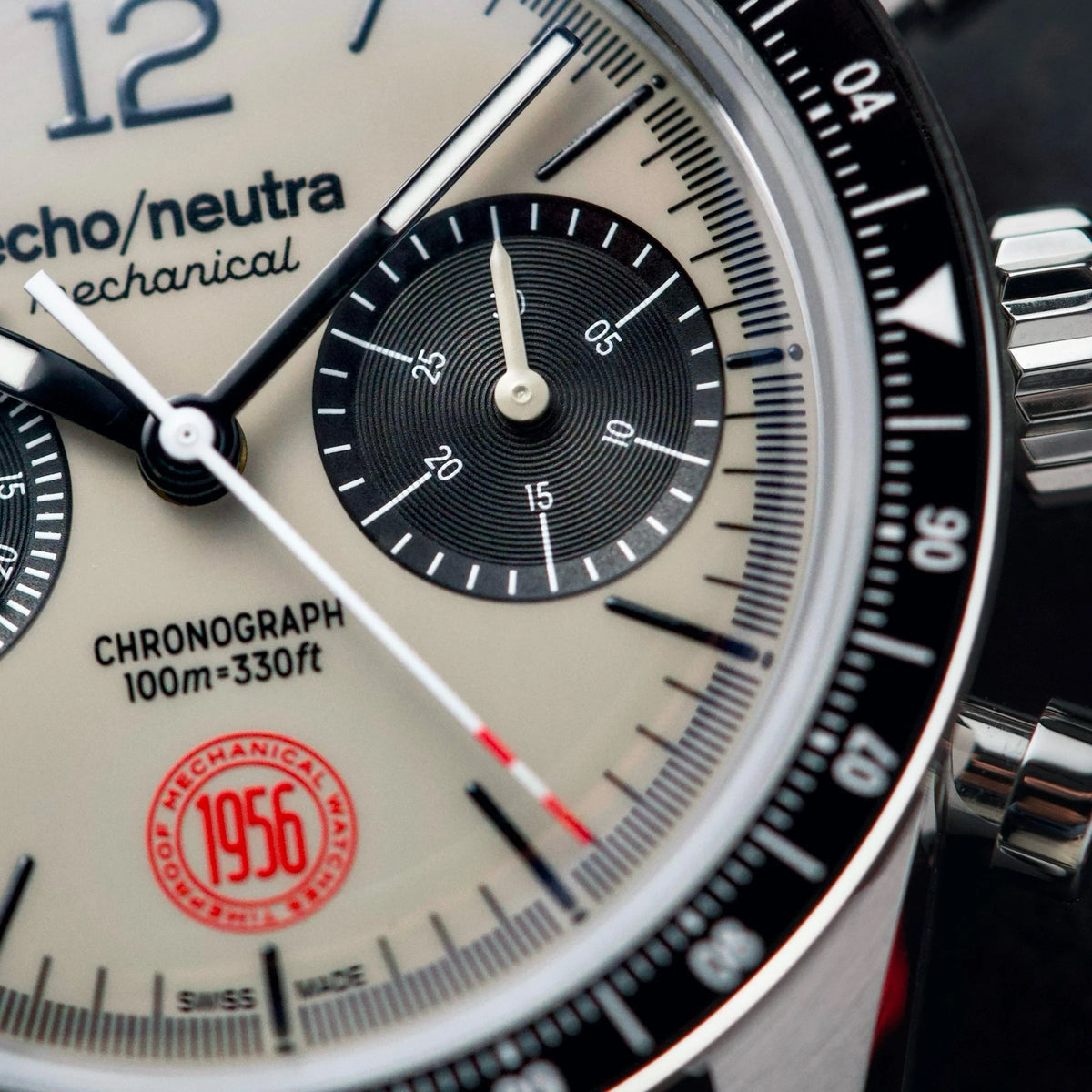 echo/neutra 1956 Chrono Warm Gray