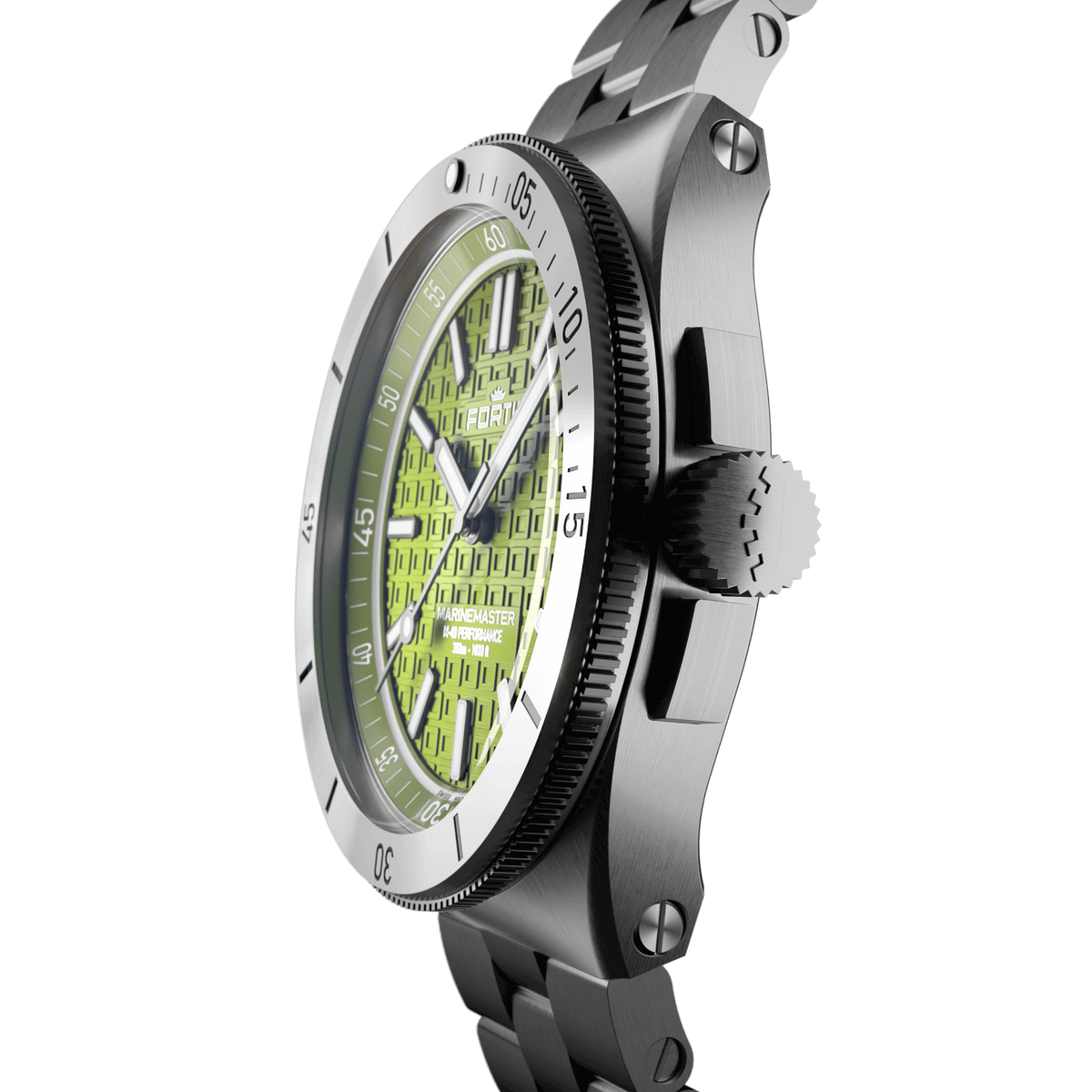 Marinemaster M-40 Woodpecker Green on Horizon Strap