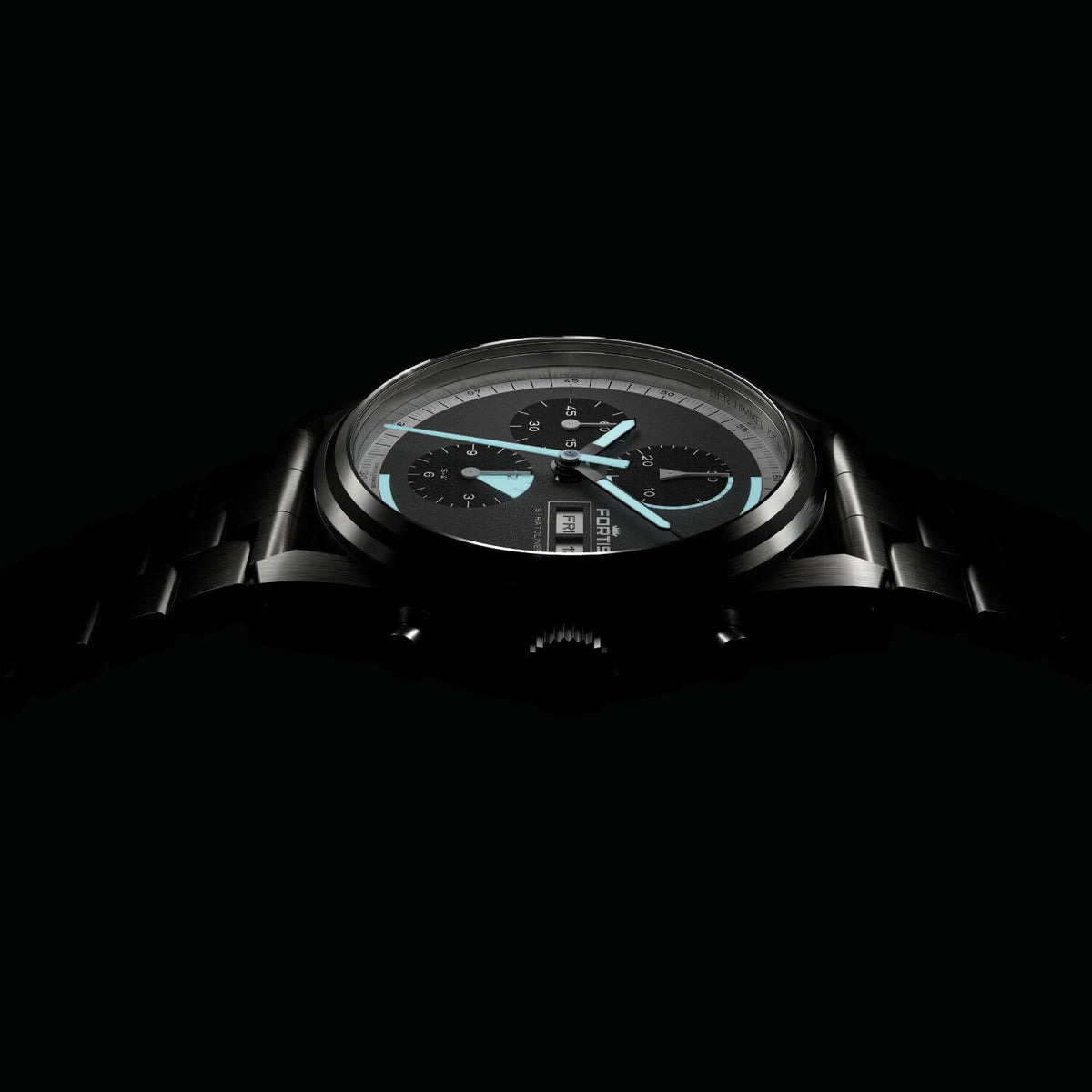 Stratoliner S-41 Cosmic Gray on Block Bracelet