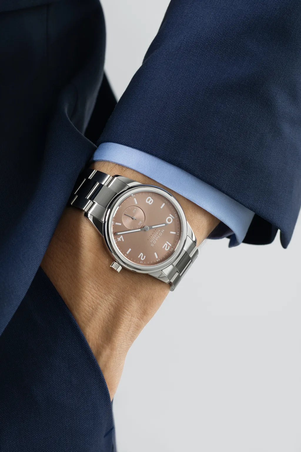 NOMOS Club Sport neomatik 39 ember