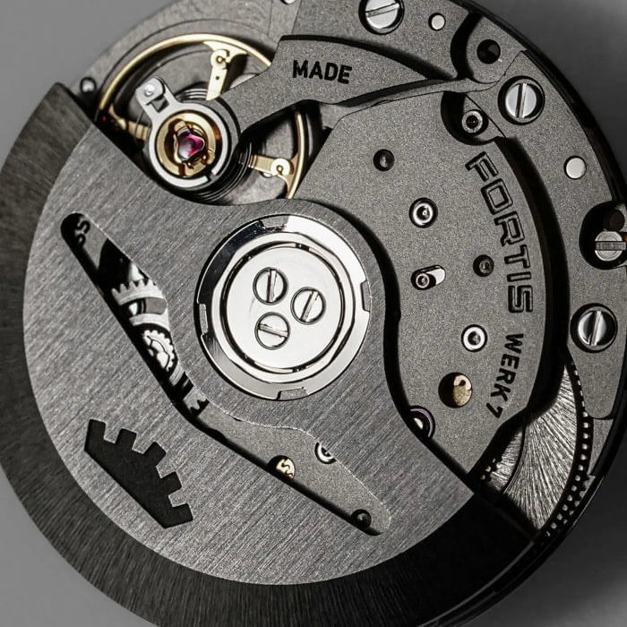 flieger f 41 werk 7 automatic mission black hybrid flieger f 41 werk 7 automatic mission black hybrid