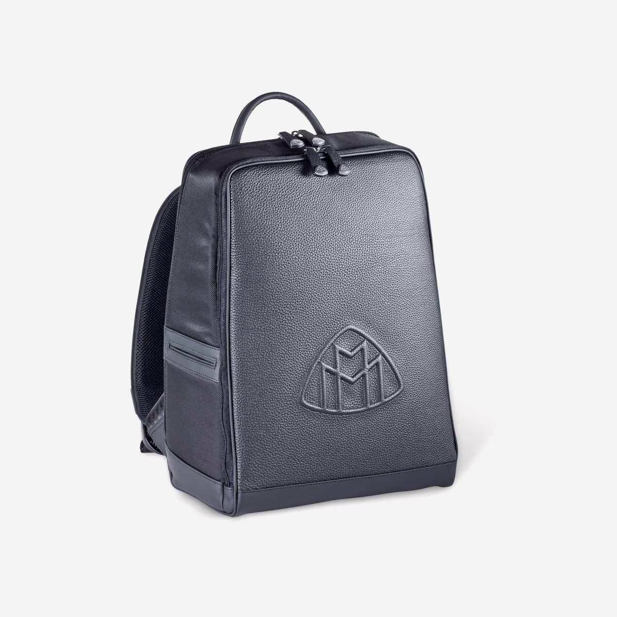 the excursion i daypack black the excursion i daypack black