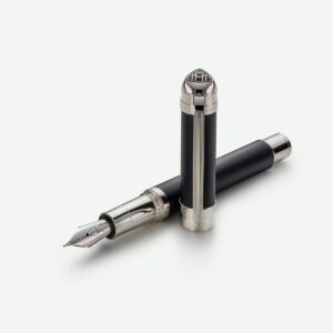 the peak i fountain pen (f) volcanic black platinum